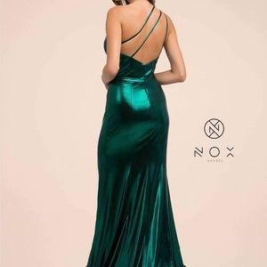 Green Prom Dress/Evening Gown